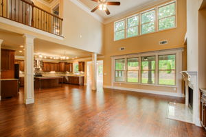 7 Kitchen Living Split w Upper Landing