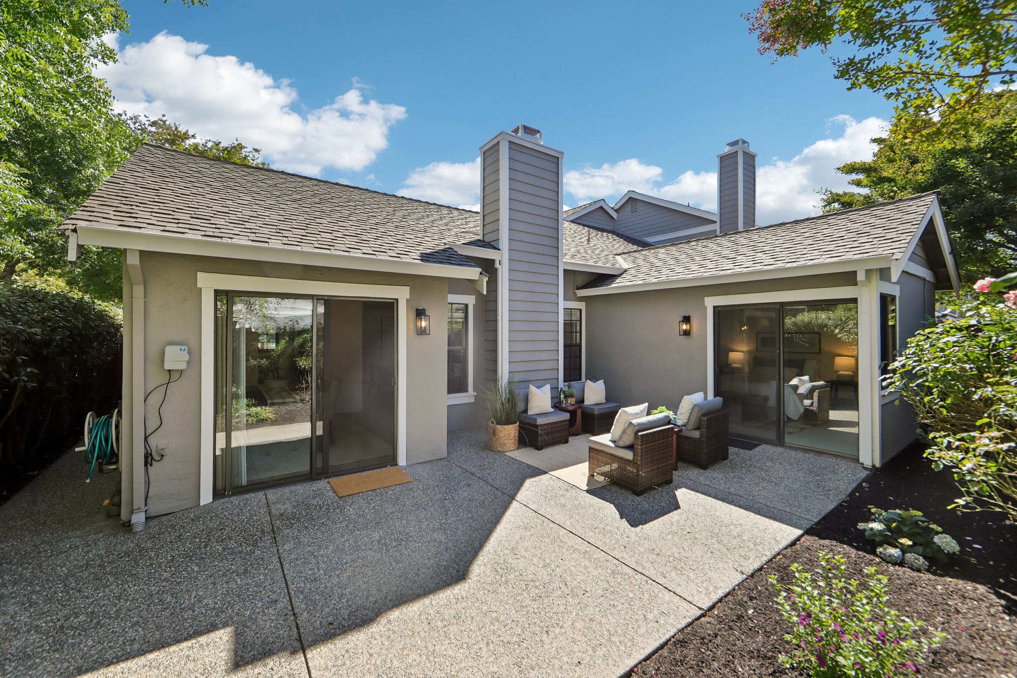 Sunshine Cir-S1807-037.jpg