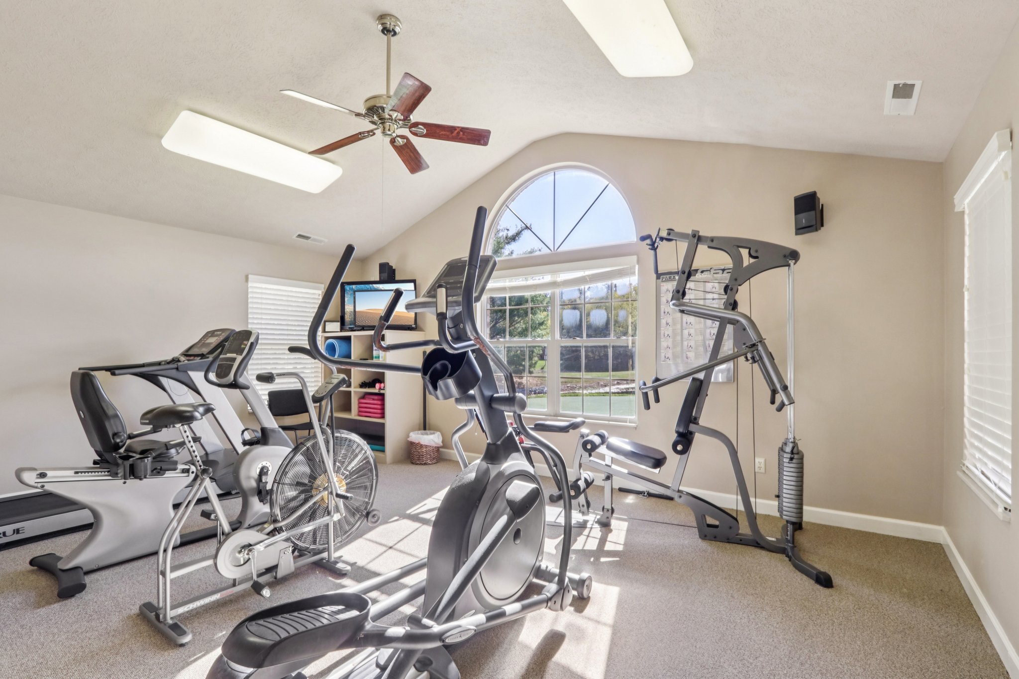 Courtyard Way-2610-917.jpg