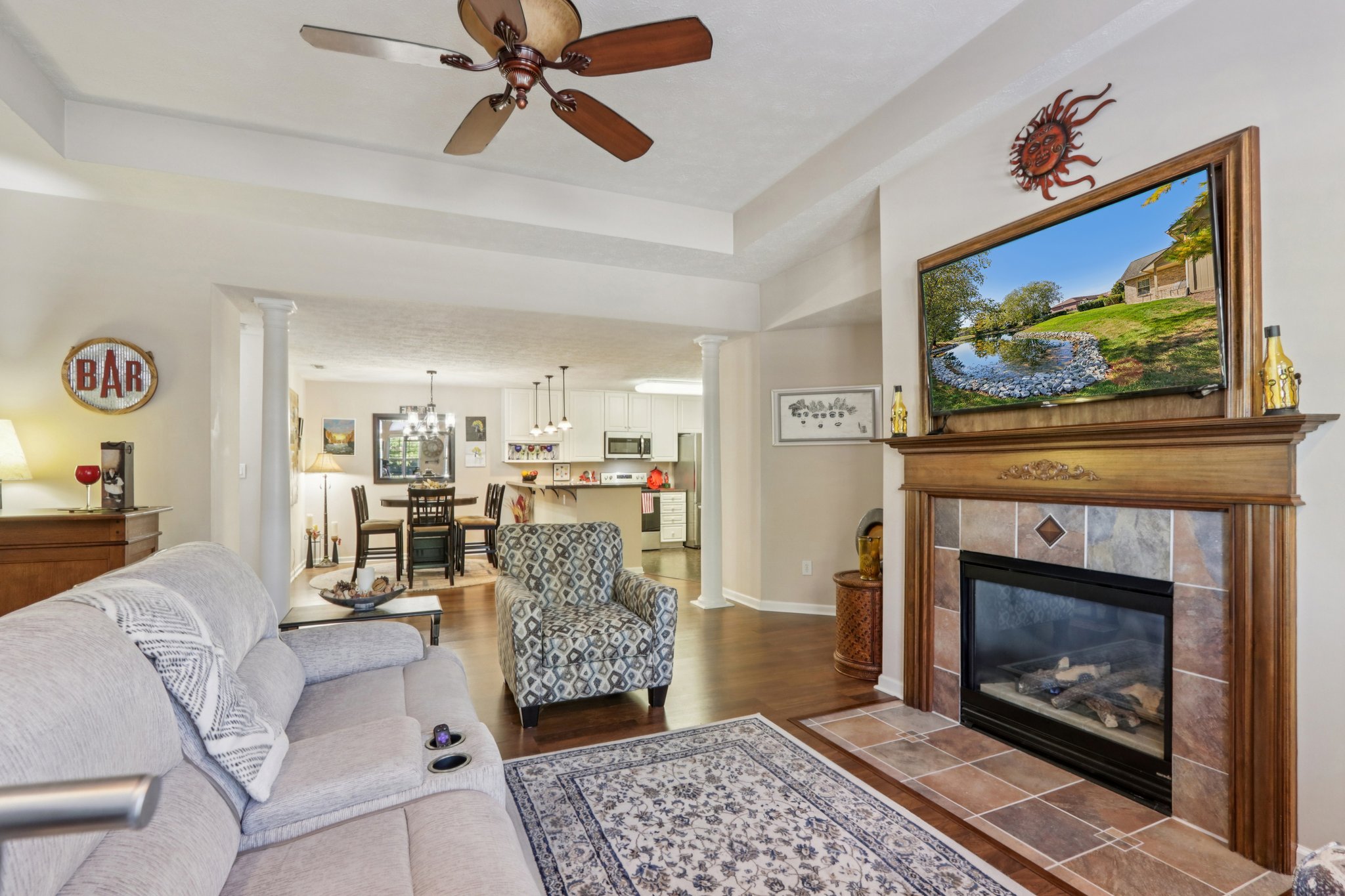 Courtyard Way-S2510-009r.jpg