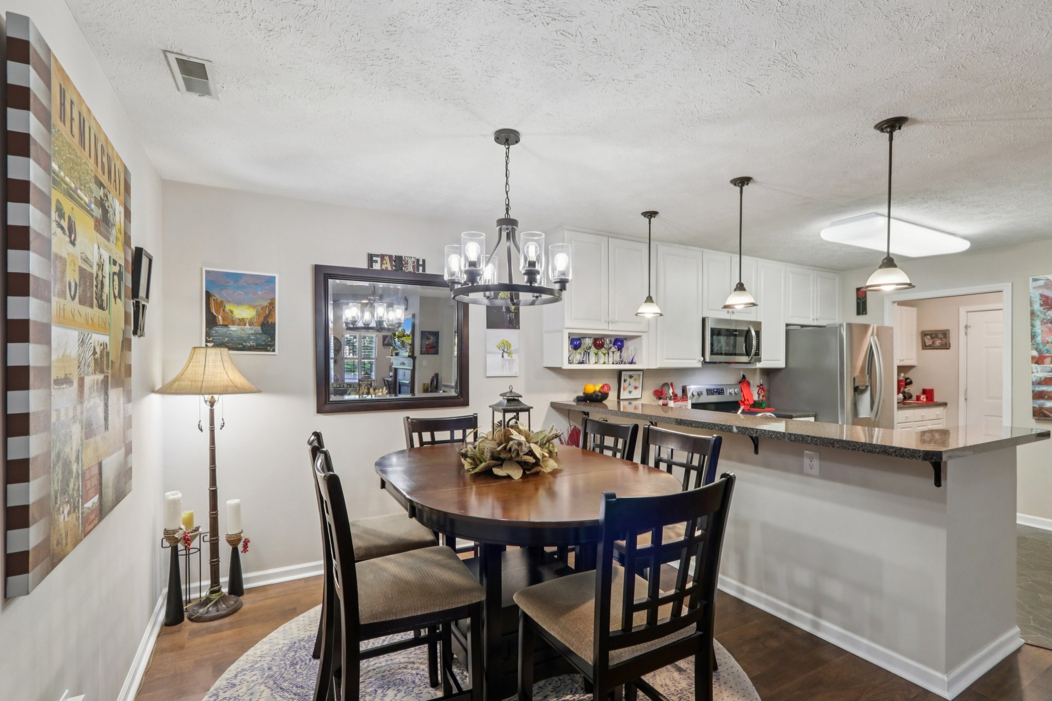 Courtyard Way-S2510-019r.jpg