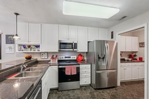 Courtyard Way-S2510-024.jpg