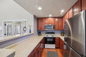 Courtyard Way-S2510-027.jpg