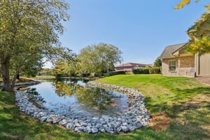 Courtyard Way-2610-915.jpg