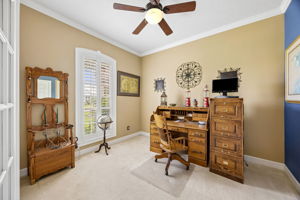 Bedroom/Office