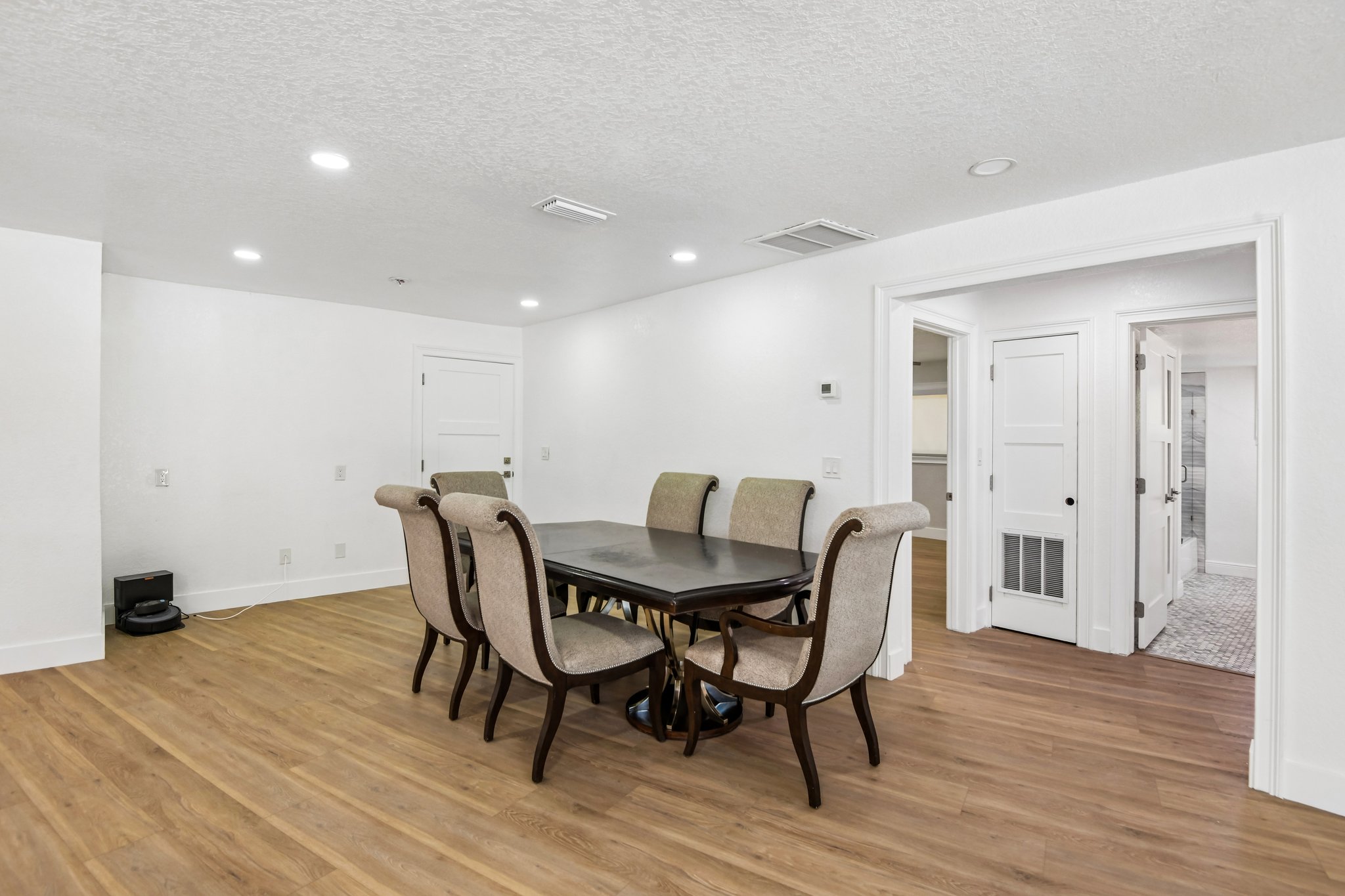 131st St N-S2706-009.jpg