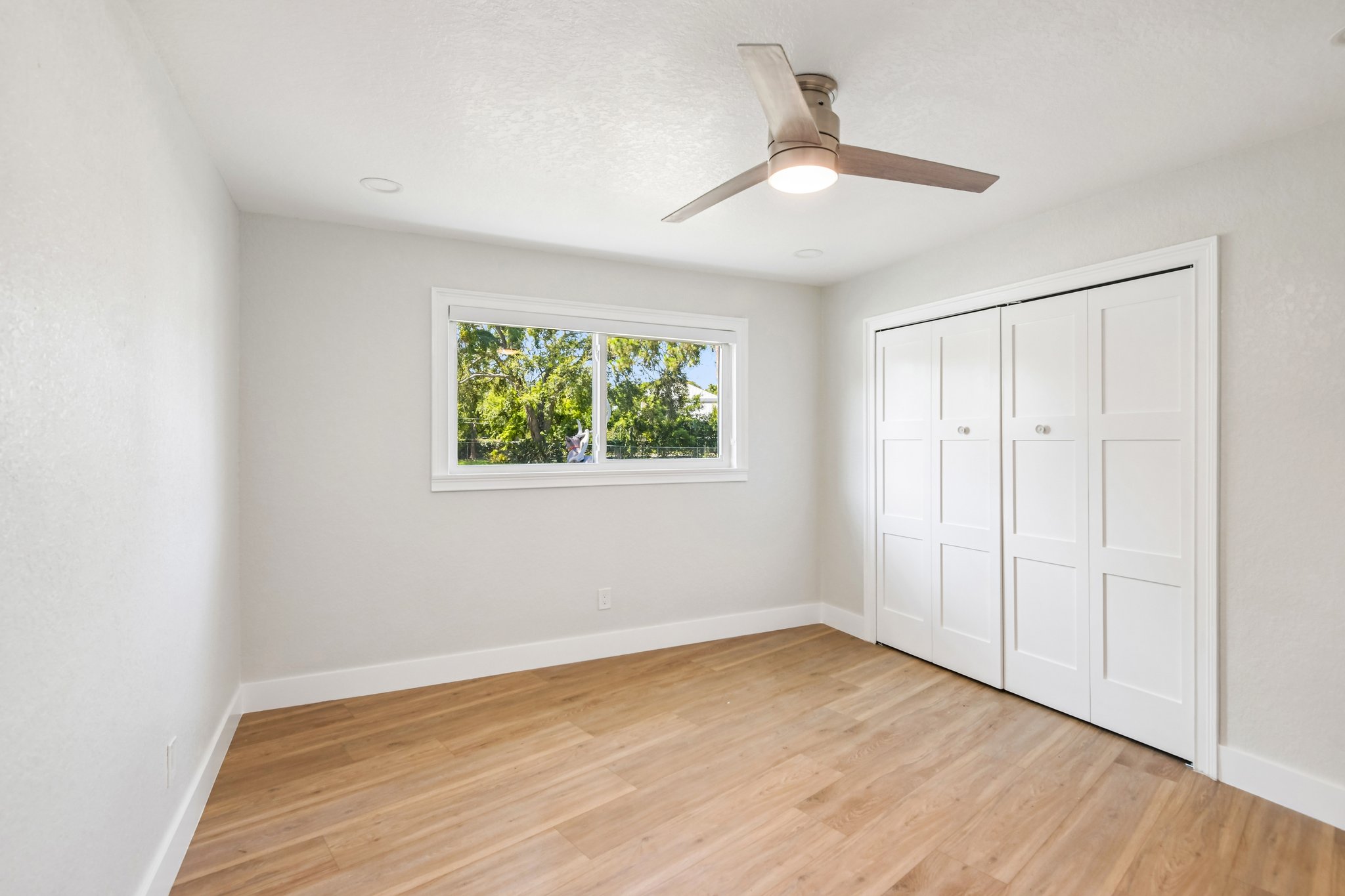 131st St N-S2706-024.jpg
