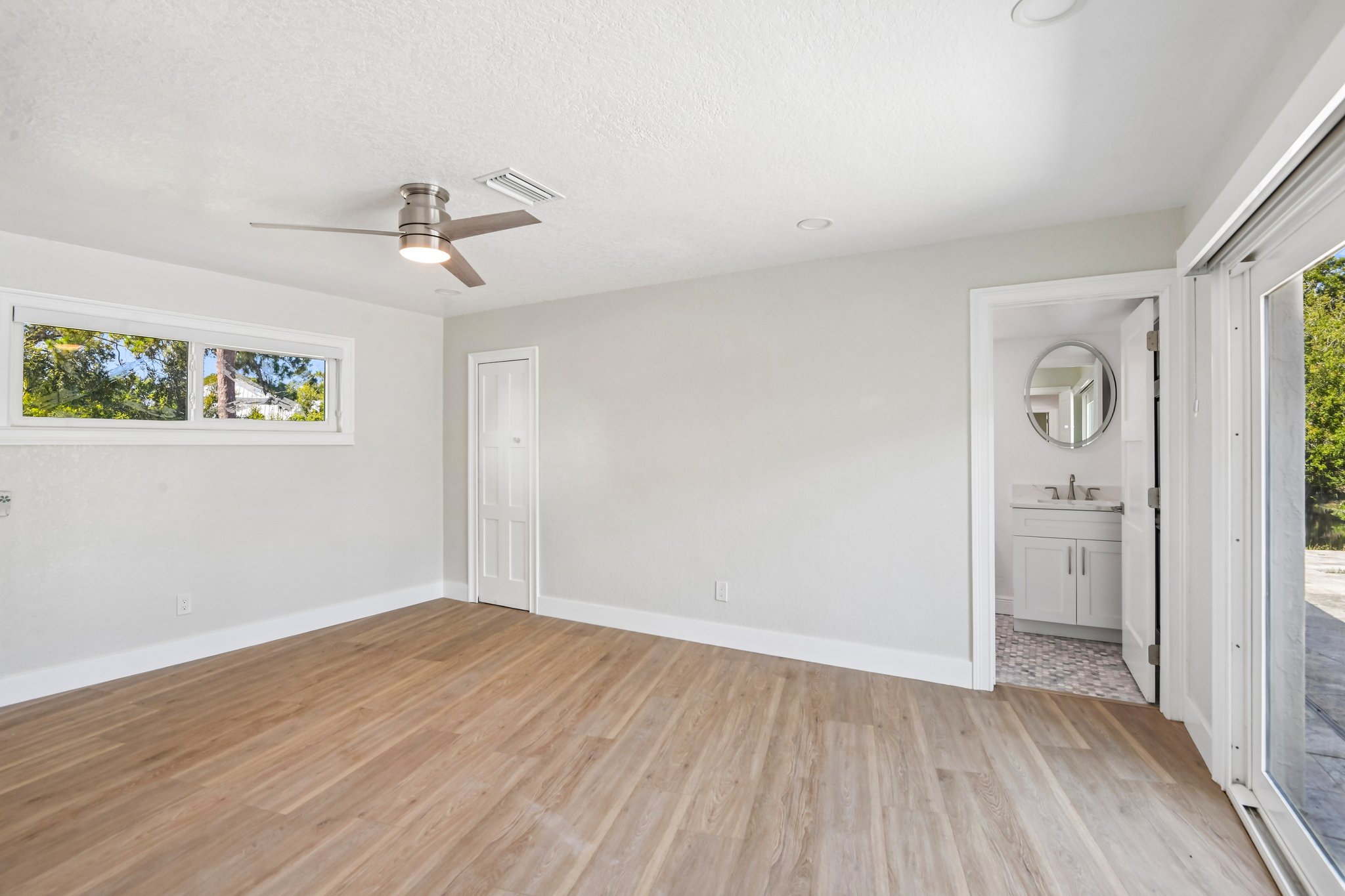 131st St N-S2706-026.jpg
