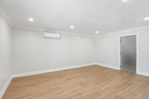 131st St N-S2706-034.jpg