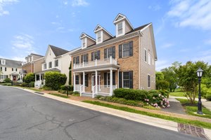 113 Amalfi Ct, Purcellville, VA 20132, USA Photo 4