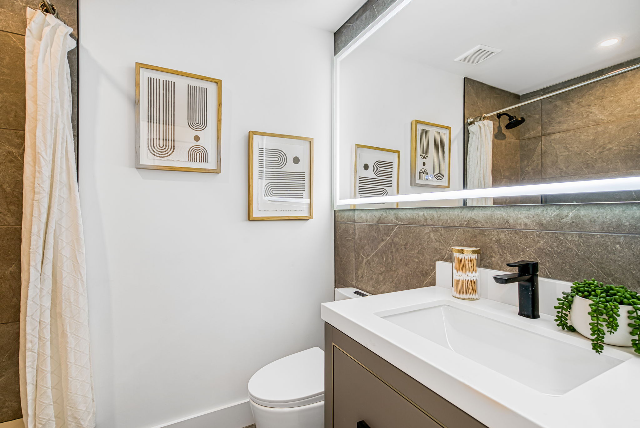 Full Length Wall to Wall LED mirror