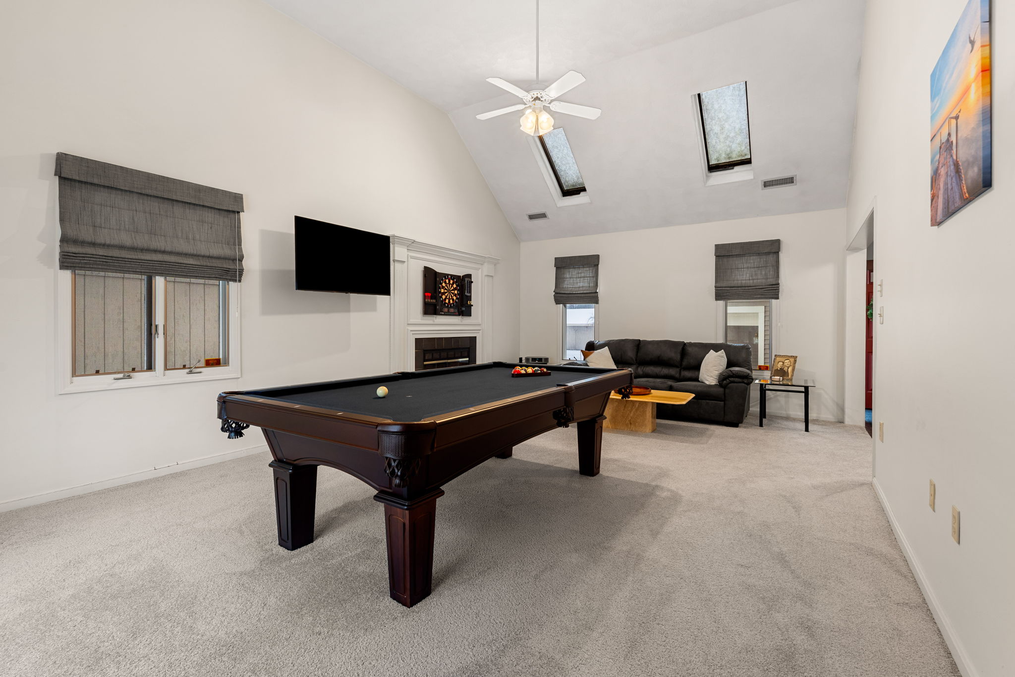 113 Brickett Hill Cir, Haverhill, MA 01830, USA Photo 12