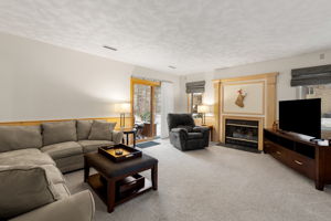 113 Brickett Hill Cir, Haverhill, MA 01830, USA Photo 15