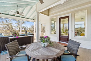 Screened-in Porch