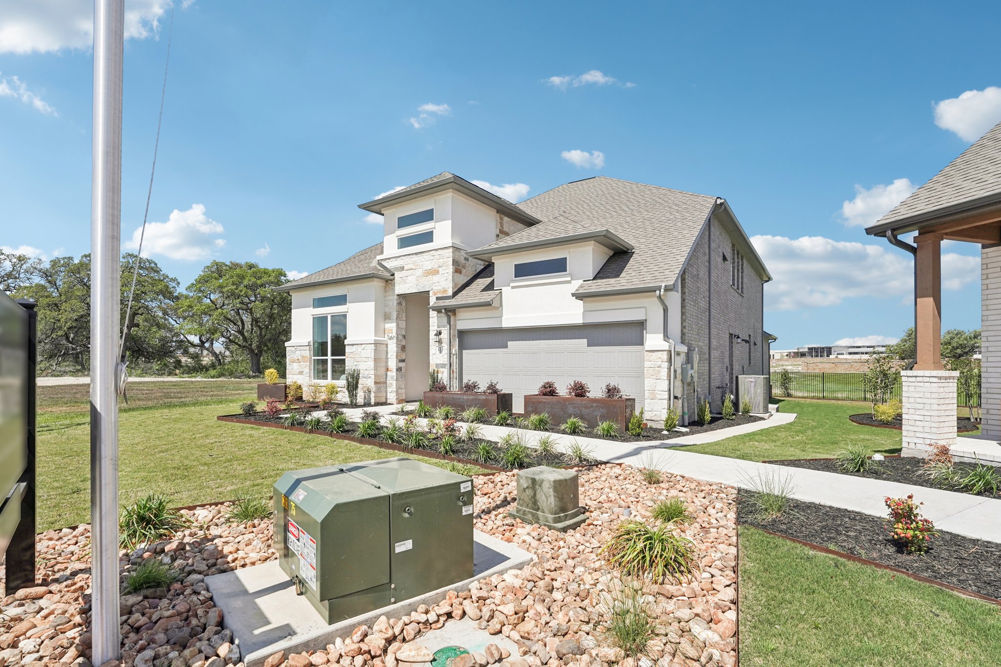 Dawnwood Ct-S3103-003.jpg