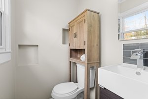 Photo 48
