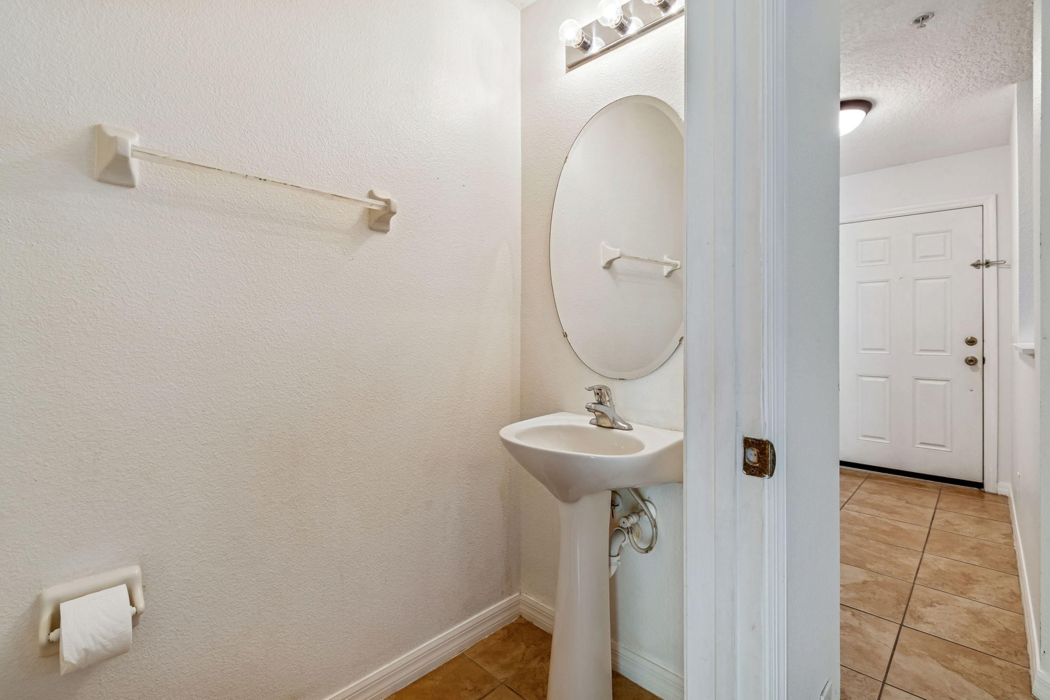 Downstairs Half Bathroom