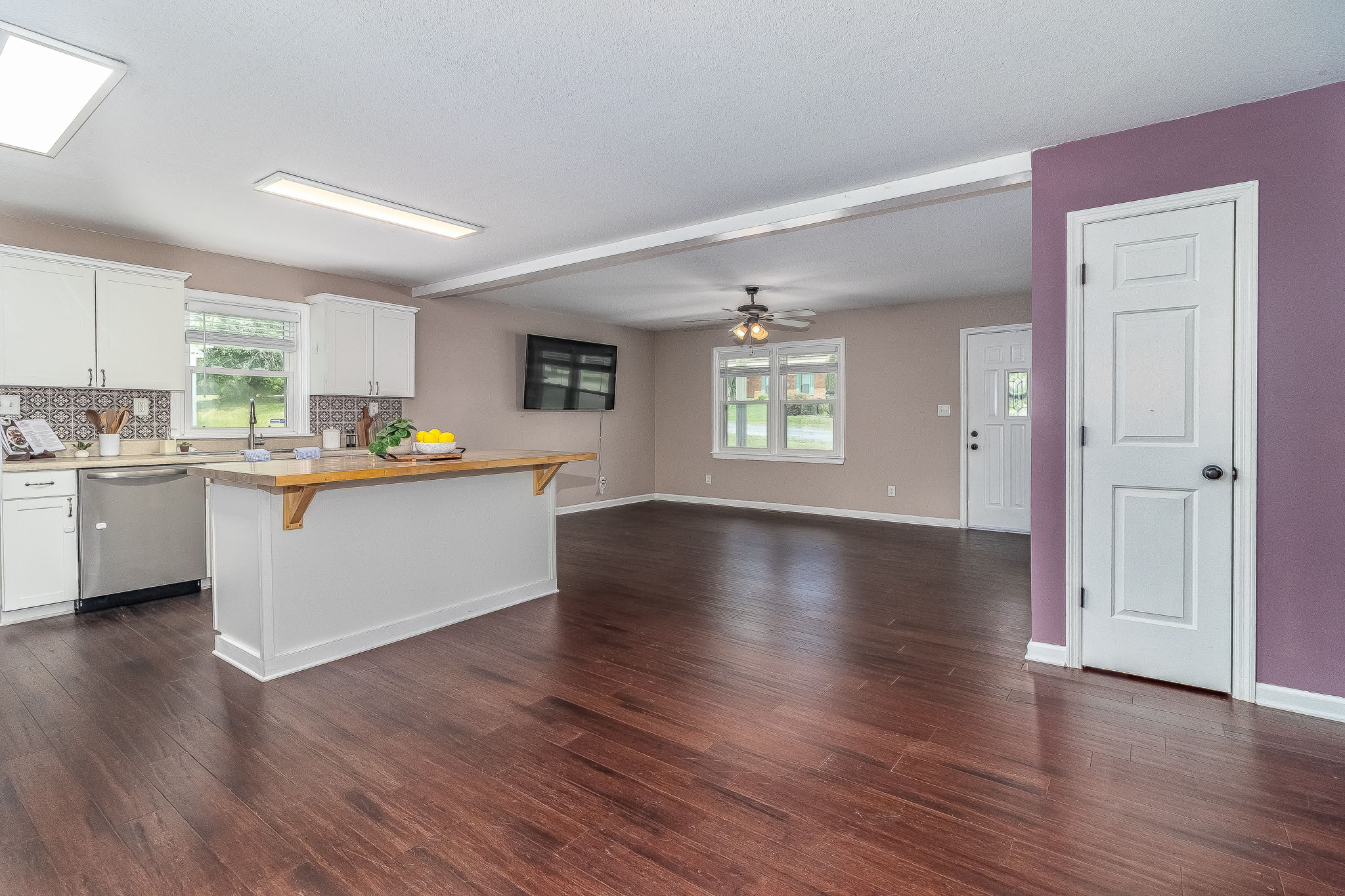 Dining Room/Kitchen