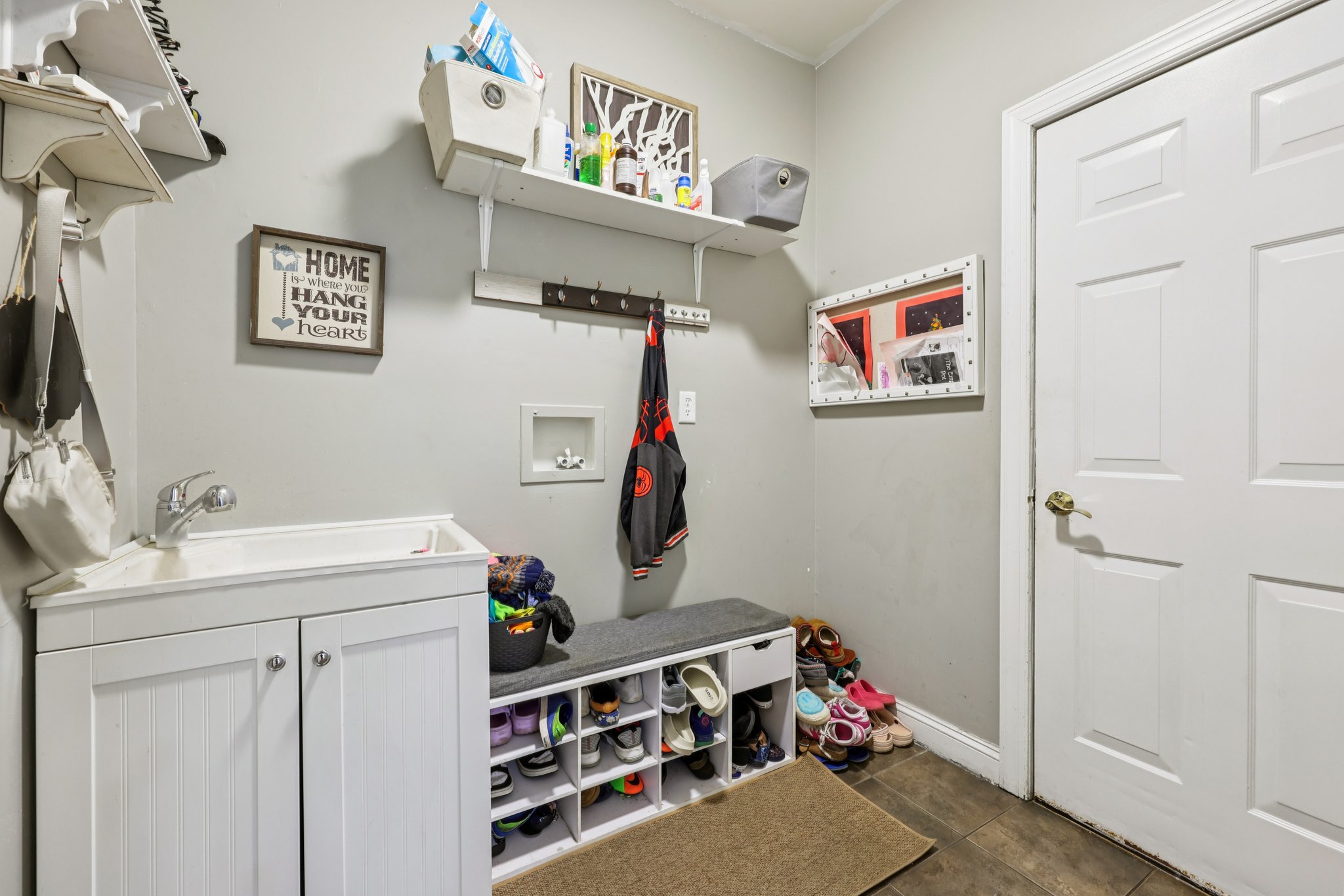 Junction Rd-L1311-026.jpg