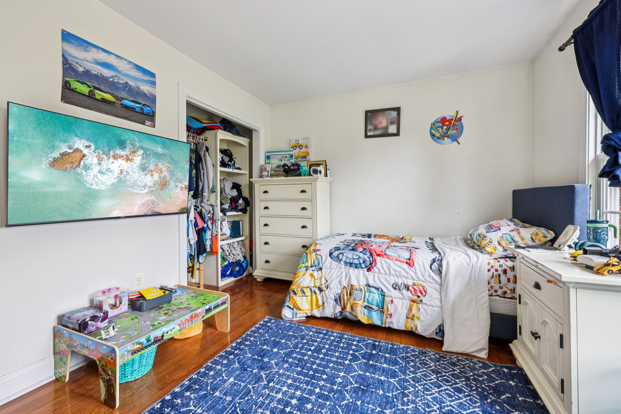 Junction Rd-L1311-034.jpg