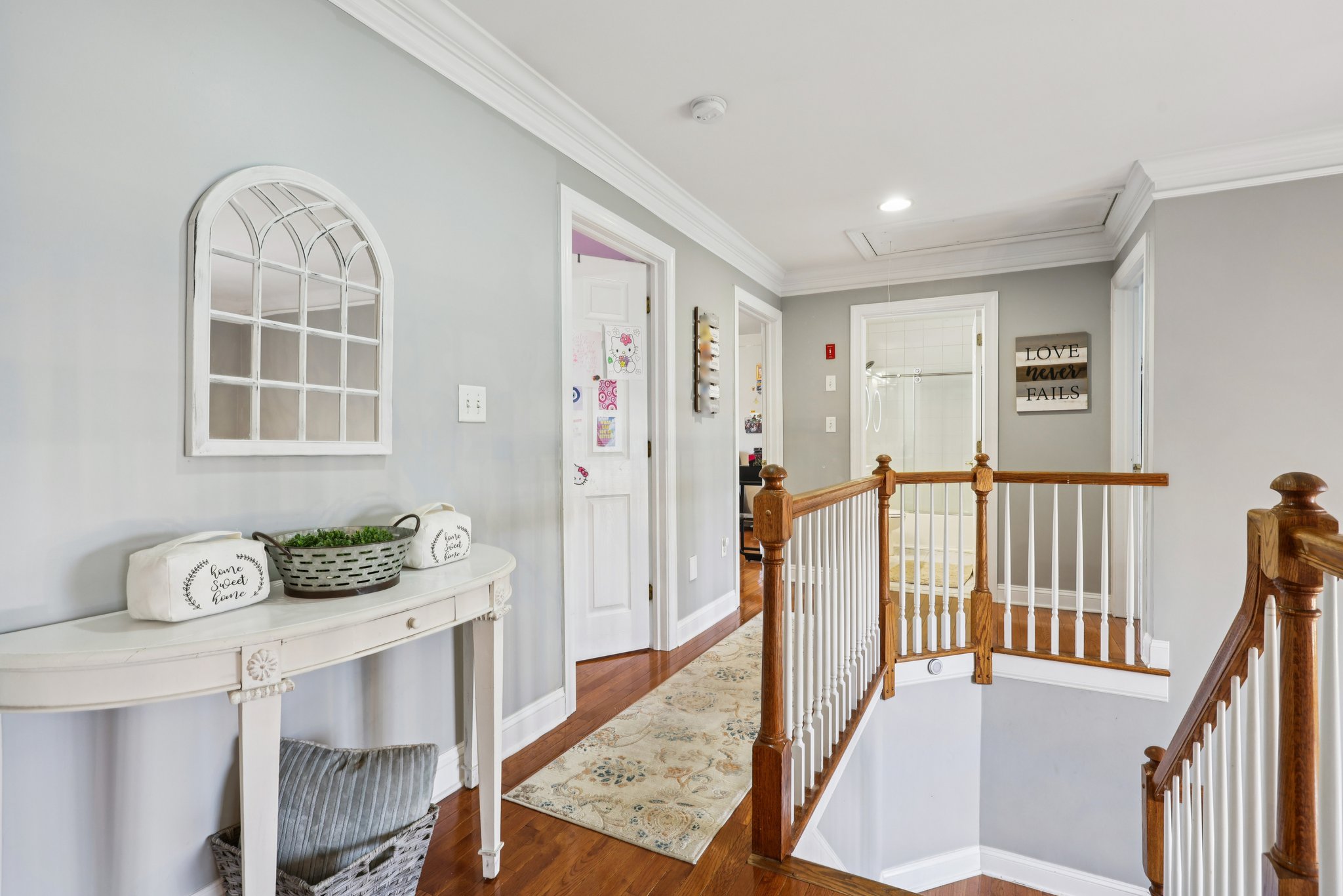 Junction Rd-L1311-043.jpg