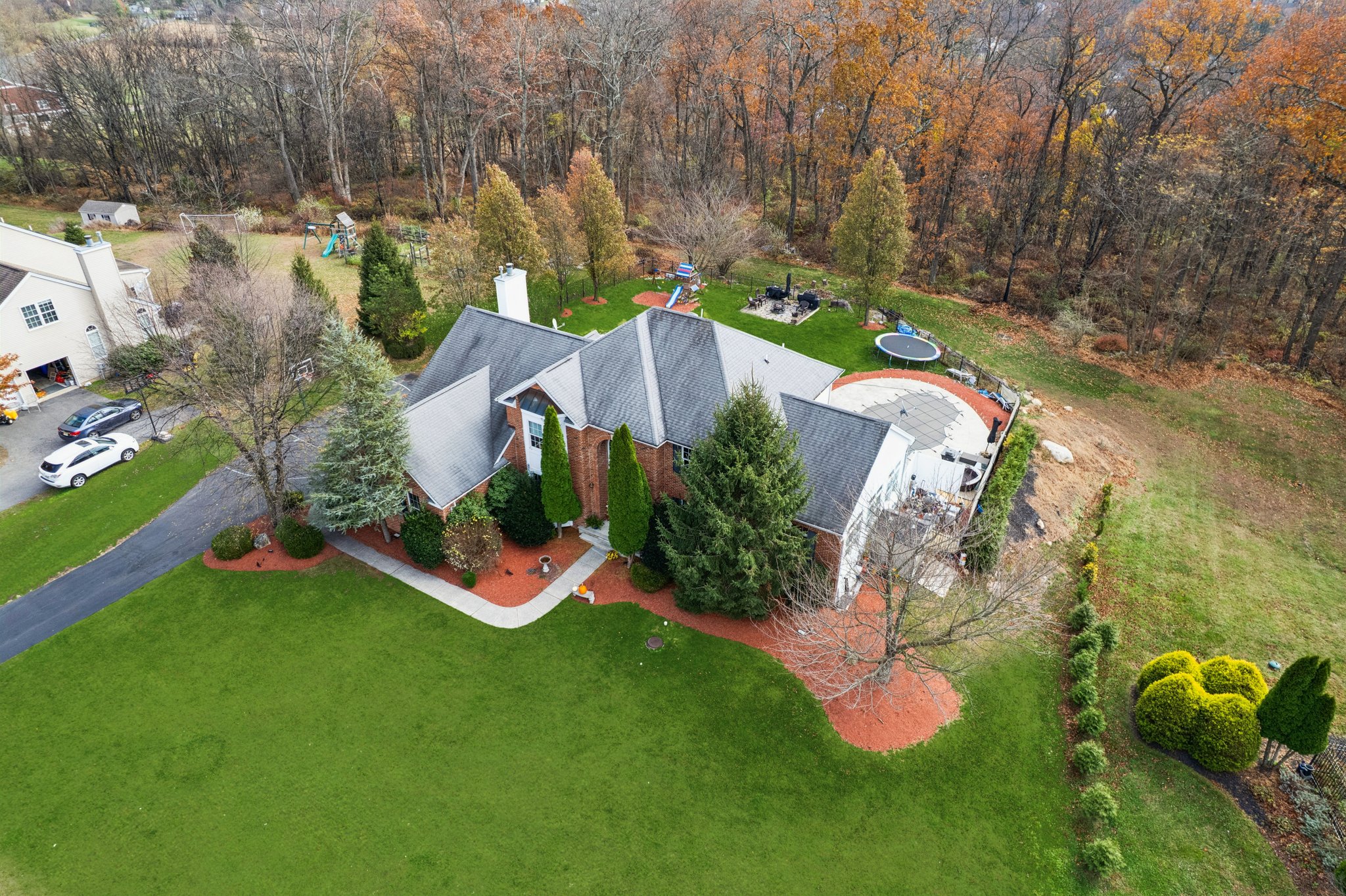 Junction Rd-L1311-045.jpg