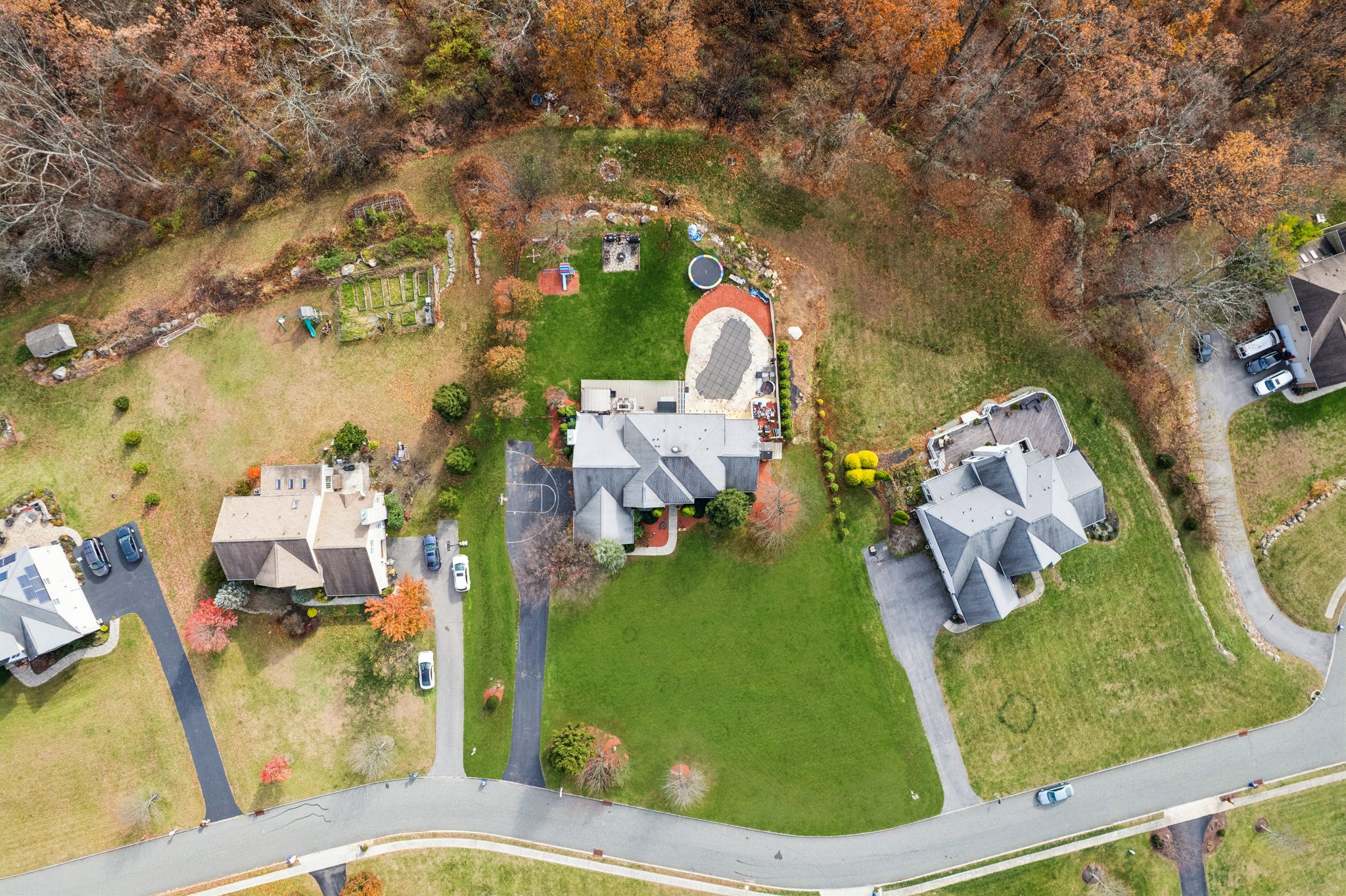 Junction Rd-L1311-052.jpg