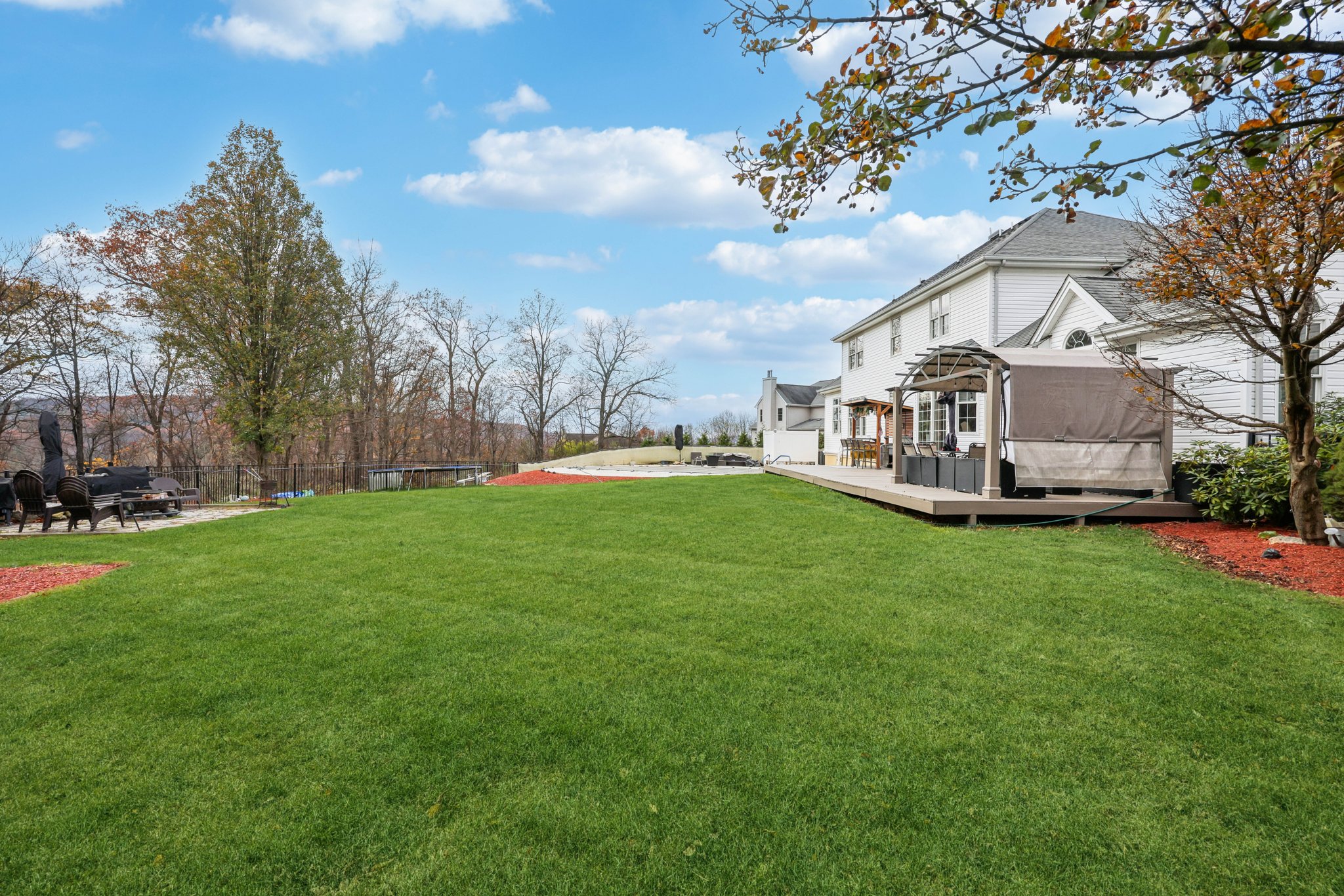 Junction Rd-L1311-060.jpg