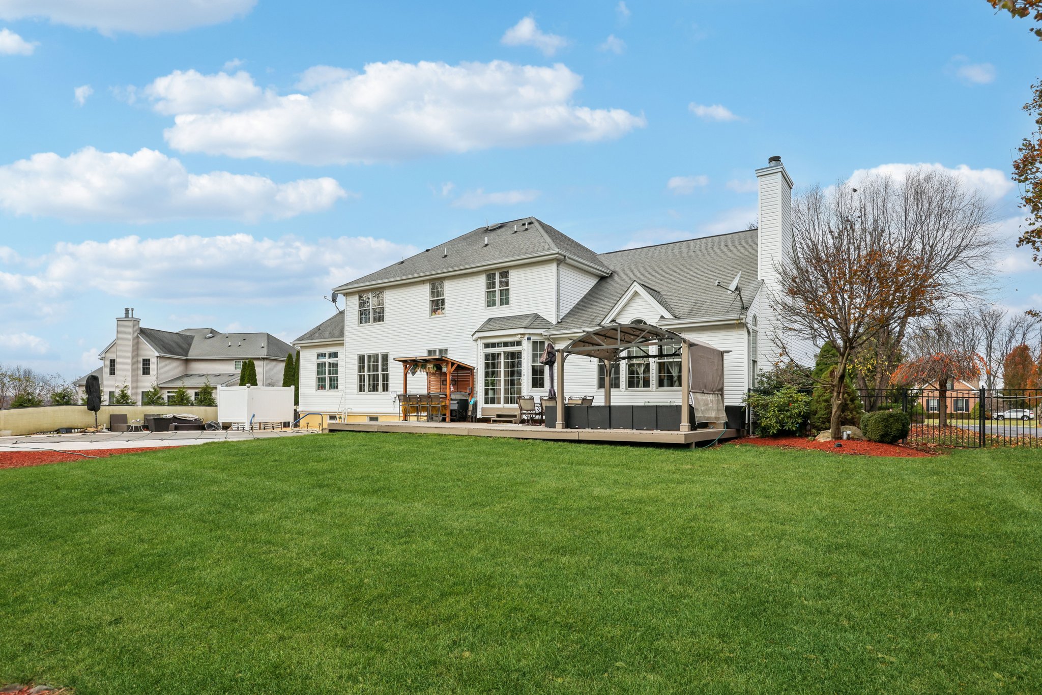 Junction Rd-L1311-061.jpg