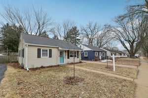 Leon St-S0603-003.jpg