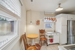 Leon St-S0603-014.jpg