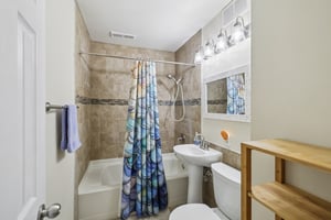 Leon St-S0603-027.jpg