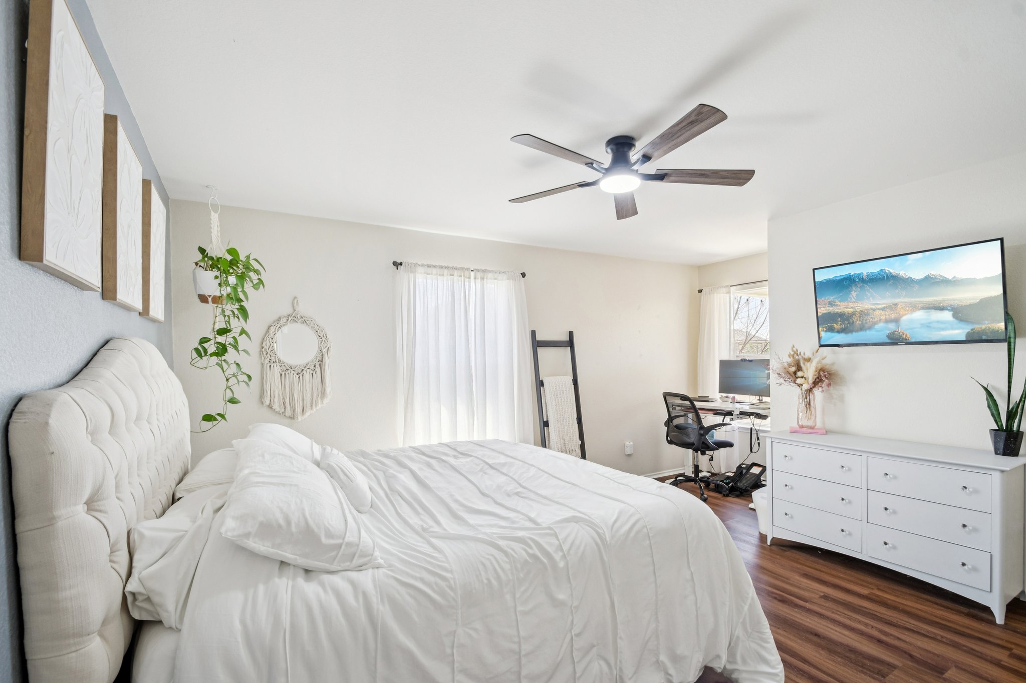 Mallard Ln-S1803-019.jpg