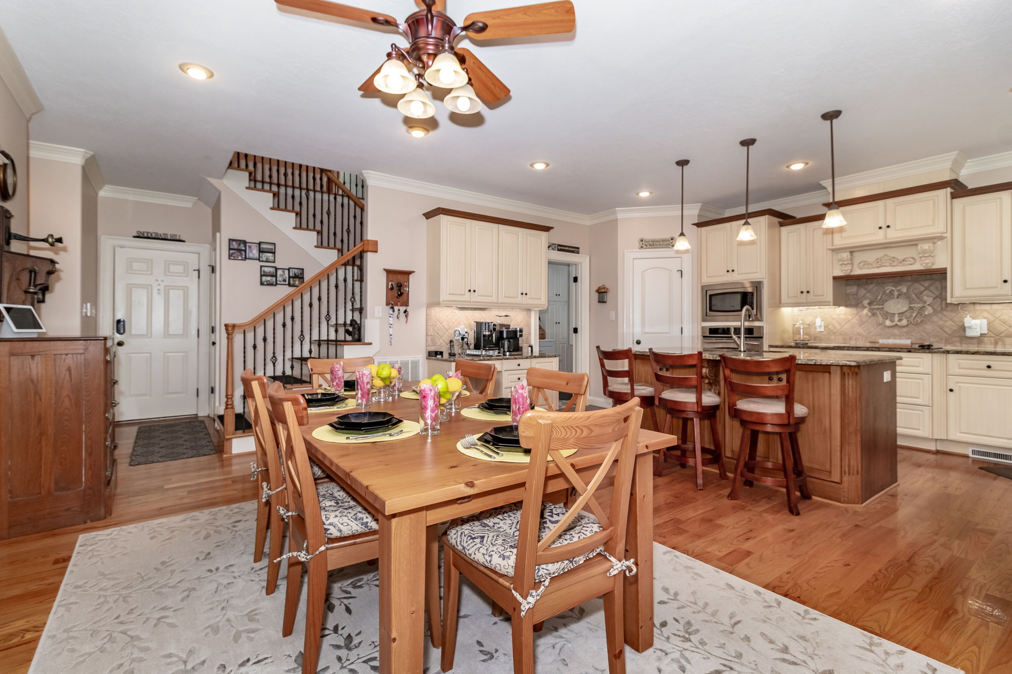 Kitchen/Breakfast Area