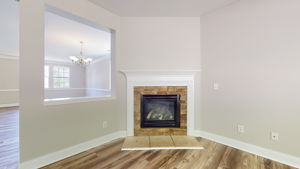  Photo 48