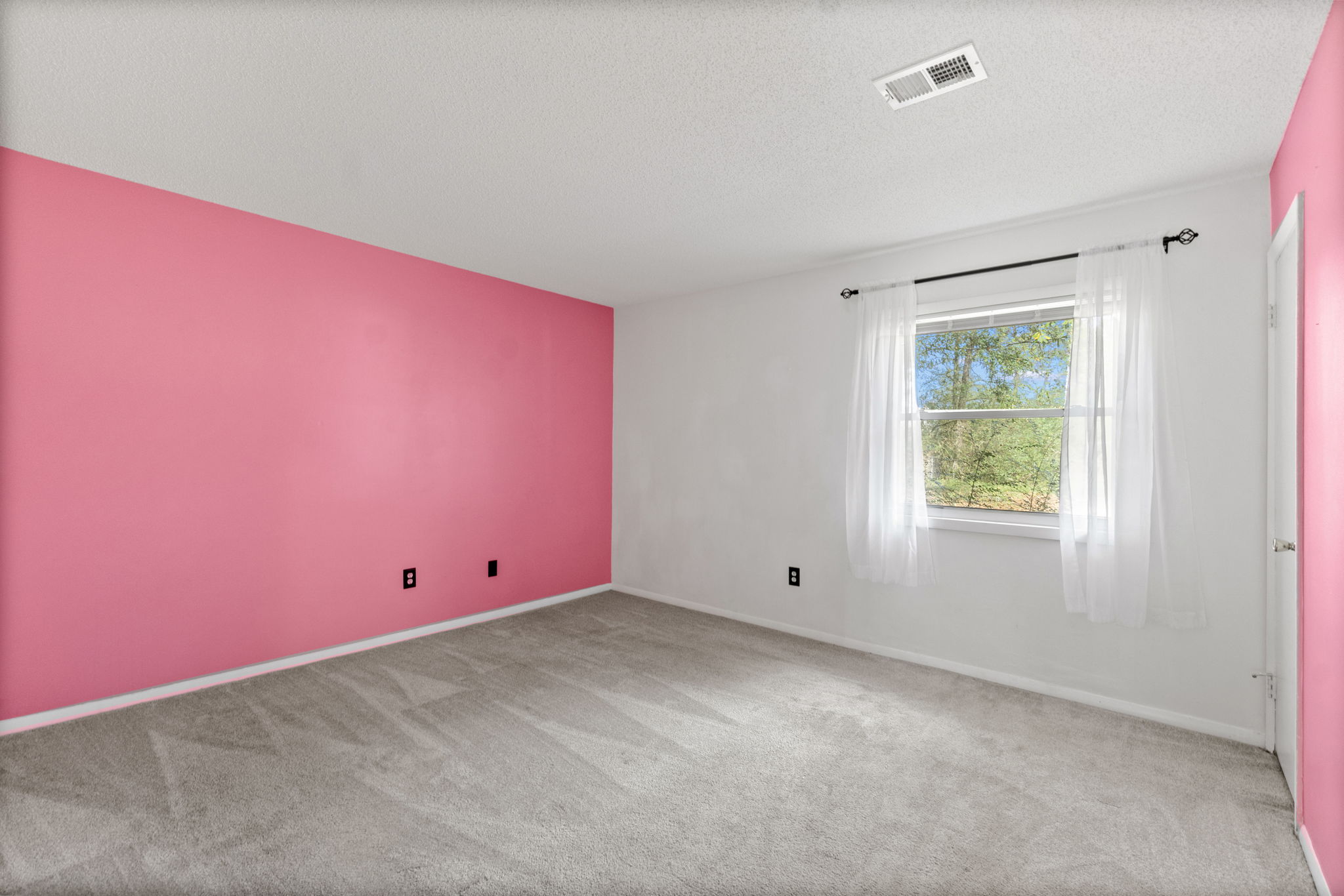 113 Osmond Dr, Taylors, SC 29687, USA Photo 17