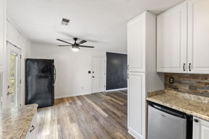 113 Osmond Dr, Taylors, SC 29687, USA Photo 14