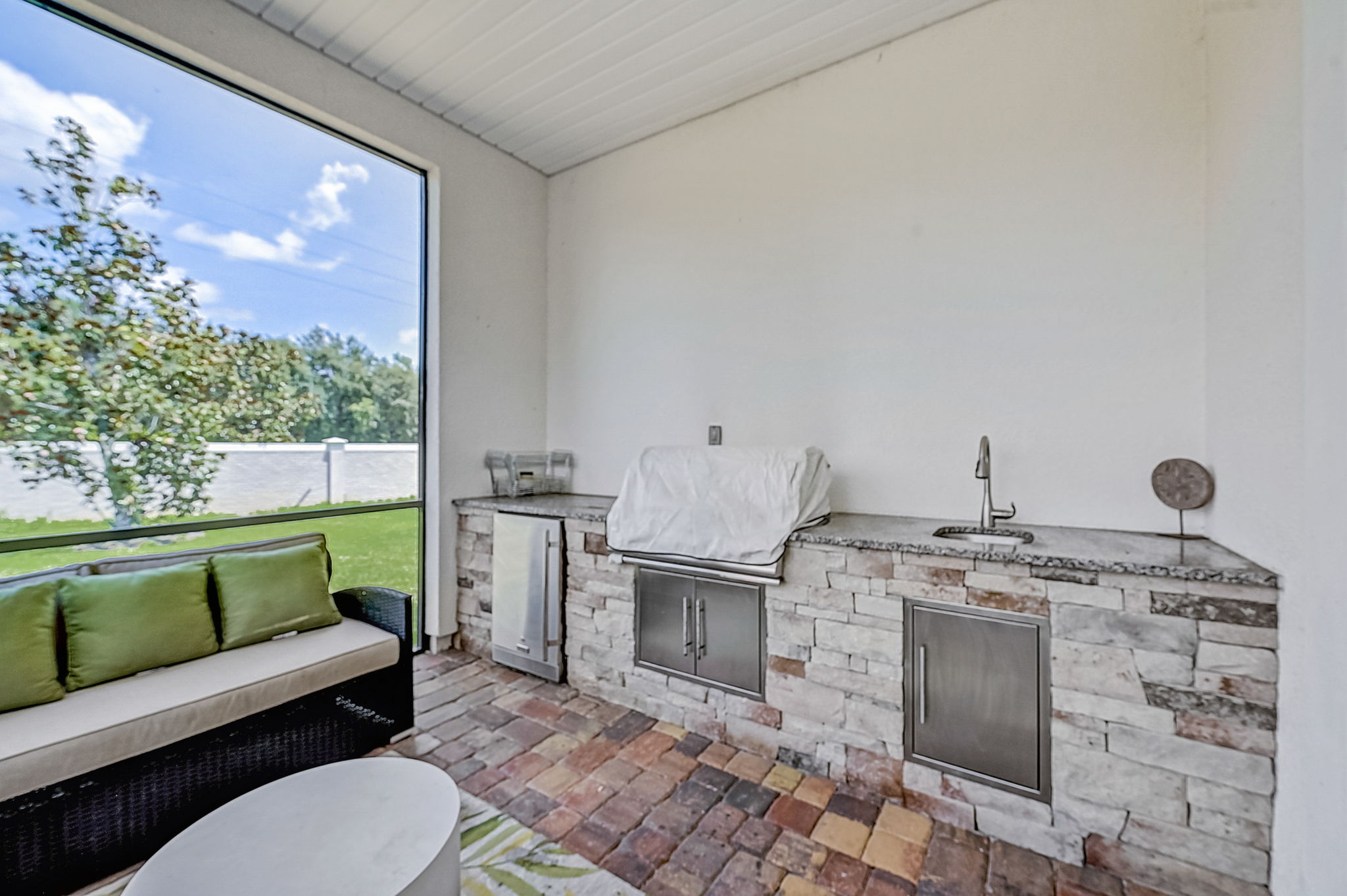  Renwick Pkwy-043