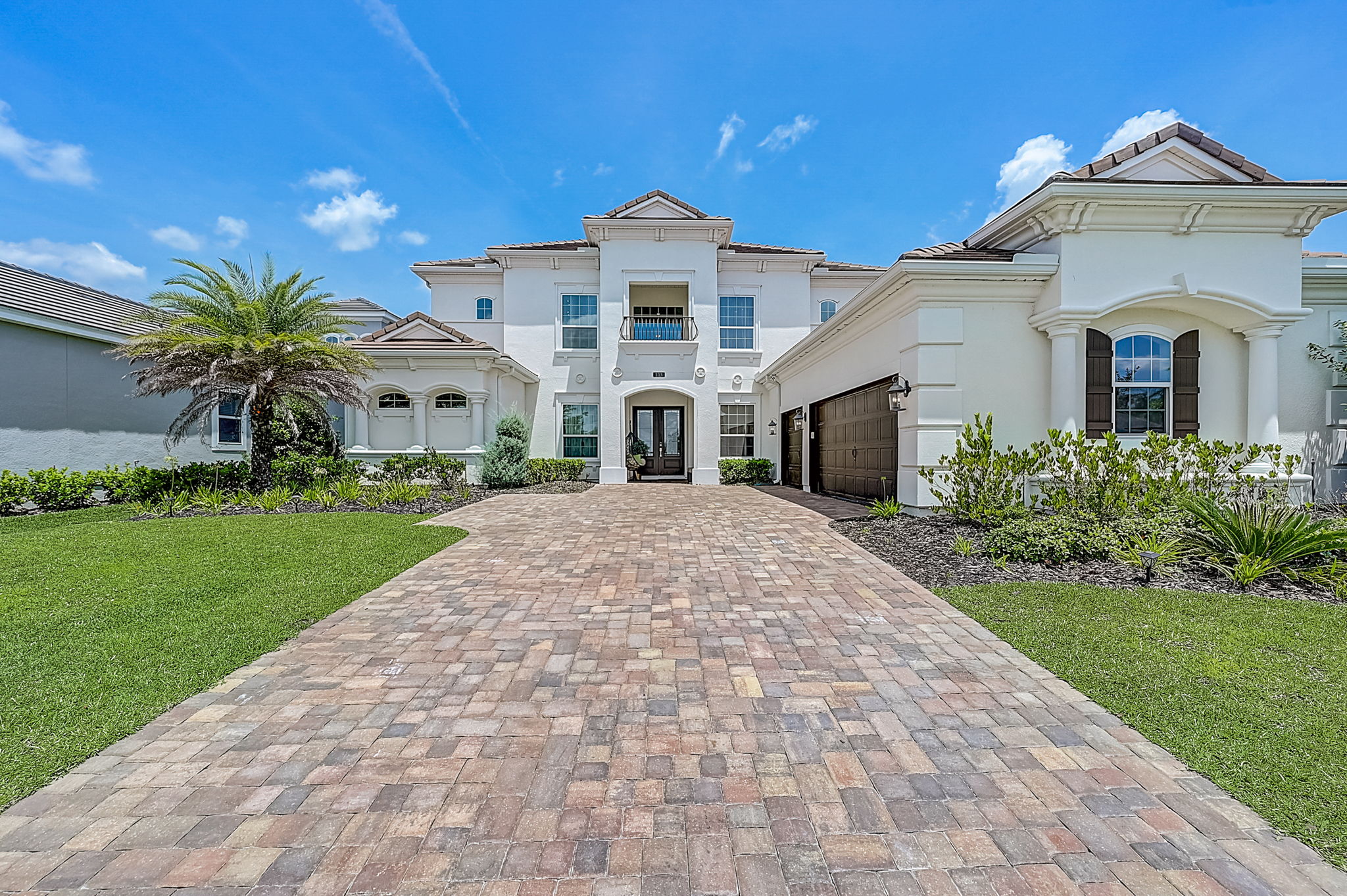  Renwick Pkwy-003