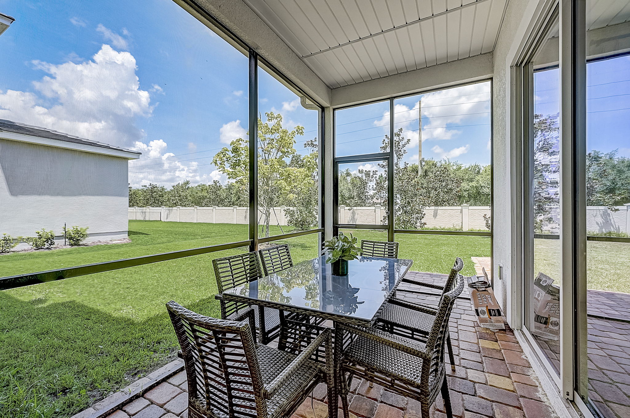  Renwick Pkwy-045