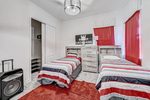  Renwick Pkwy-029