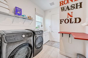  Renwick Pkwy-038