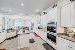  Renwick Pkwy-017