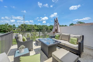  Renwick Pkwy-042