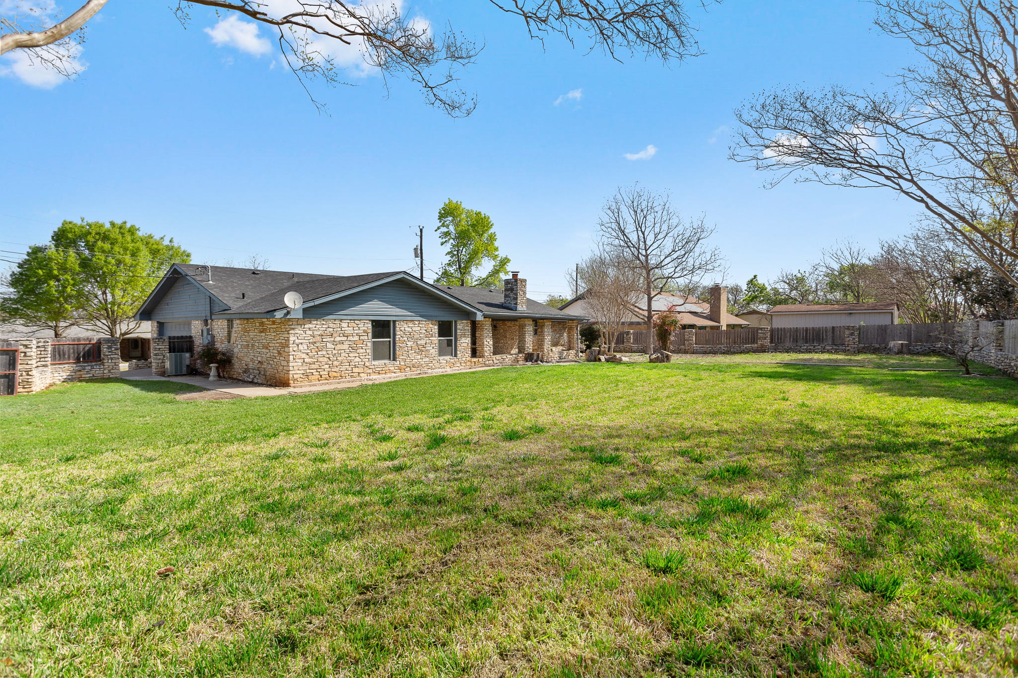 113 Ridge Oak Dr, Georgetown, TX 78628, USA Photo 5