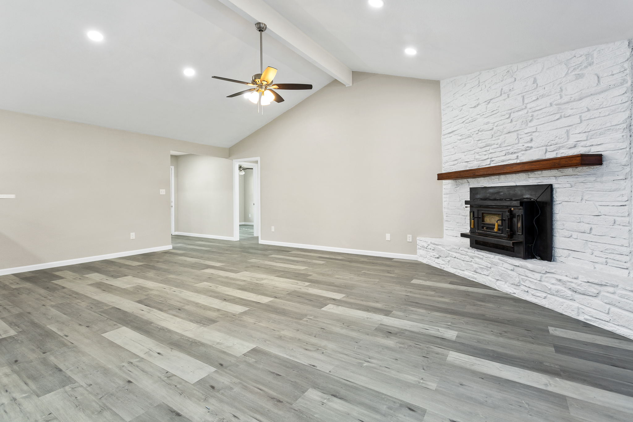 113 Ridge Oak Dr, Georgetown, TX 78628, USA Photo 14