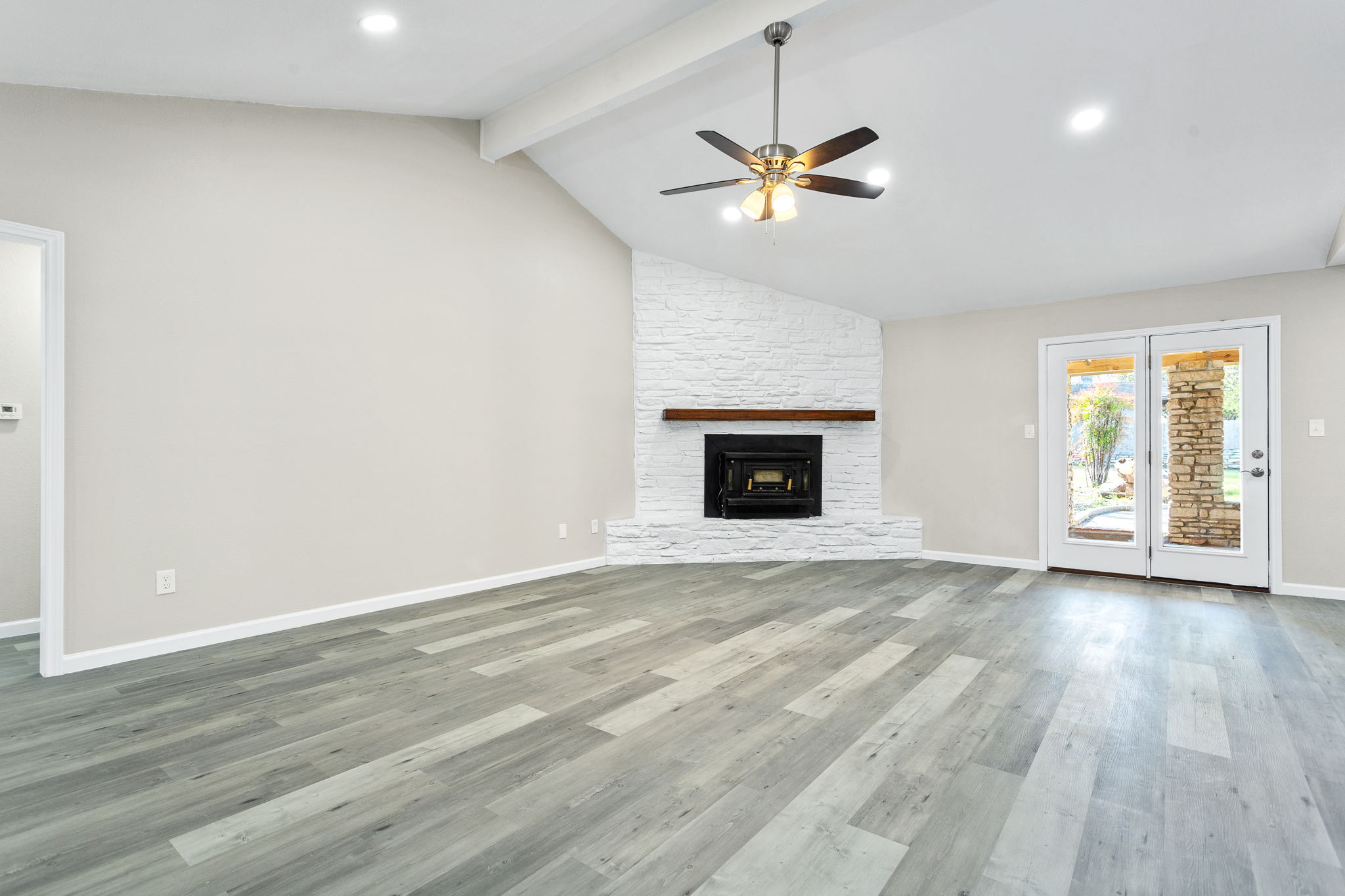 113 Ridge Oak Dr, Georgetown, TX 78628, USA Photo 12