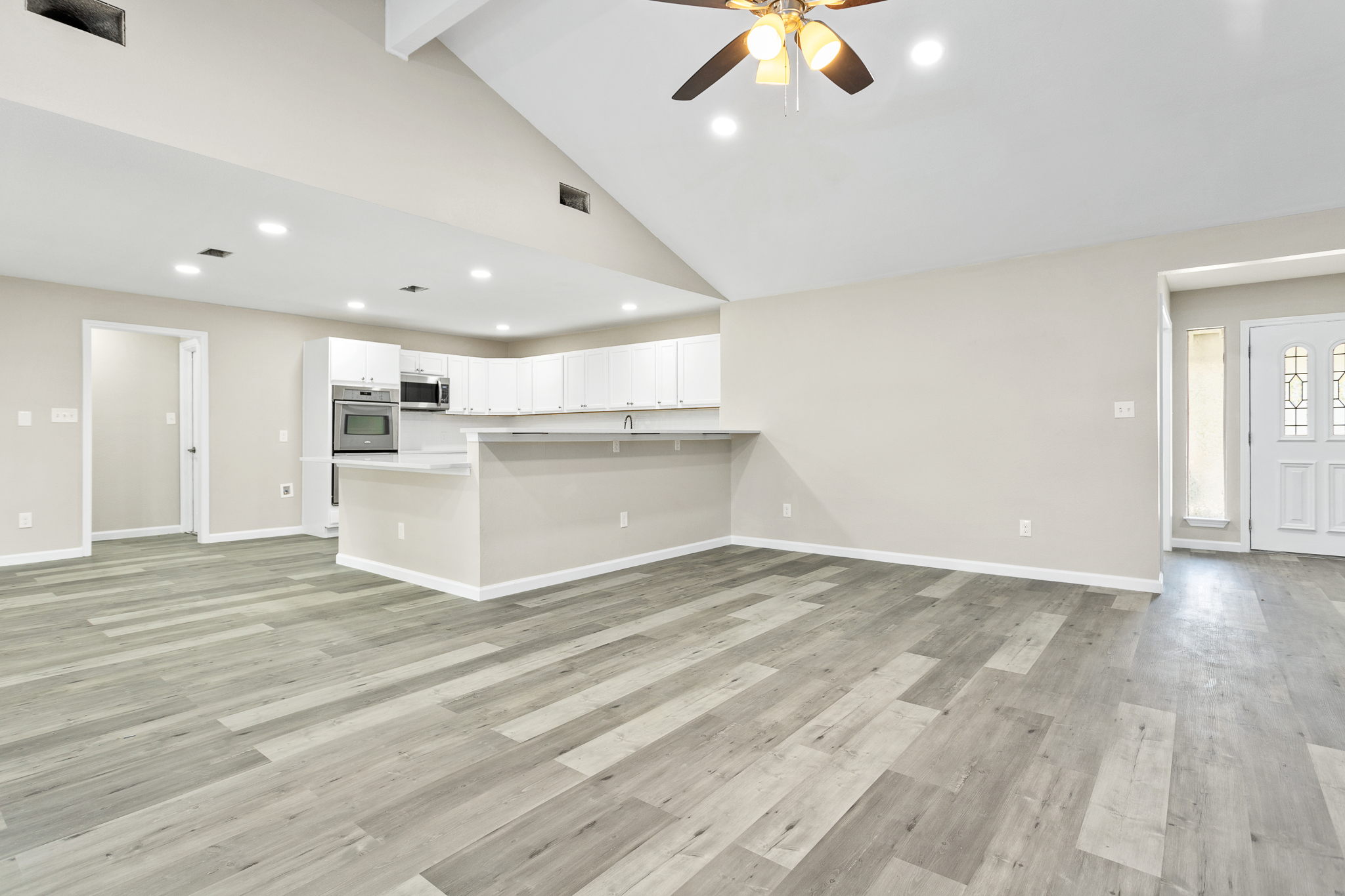 113 Ridge Oak Dr, Georgetown, TX 78628, USA Photo 13