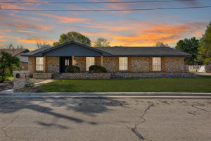 113 Ridge Oak Dr, Georgetown, TX 78628, USA Photo 2