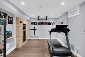  Photo 49
